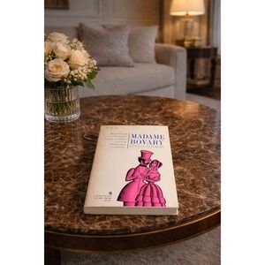 Vintage Madame Bovary Paperback – Gustave Flaubert – Washington Square Press